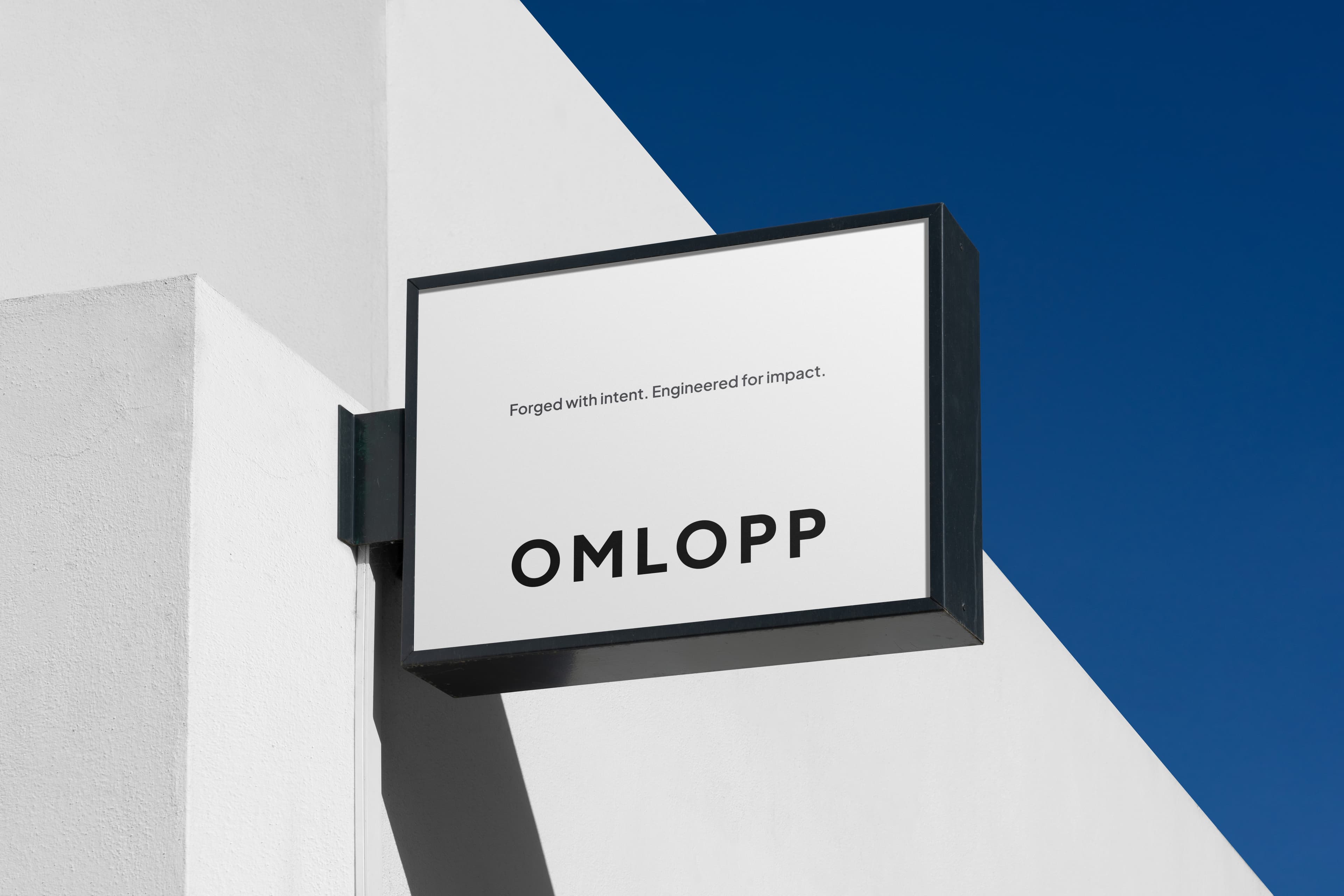 Omlopp: decoding your audience, elevating your product, crafting better solutions.